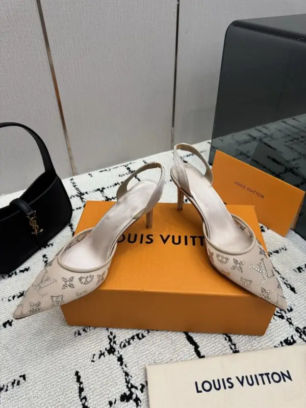 Louis Vuitton Туфли на высоком каблуке — Фото 3