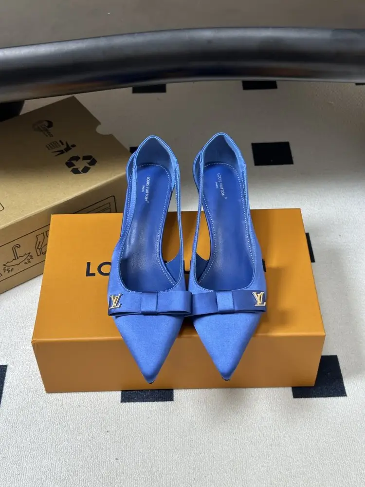 Louis Vuitton Shoes women's — Photo 5