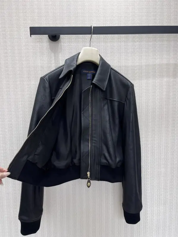 Louis Vuitton Short leather women's jacket — Photo 2