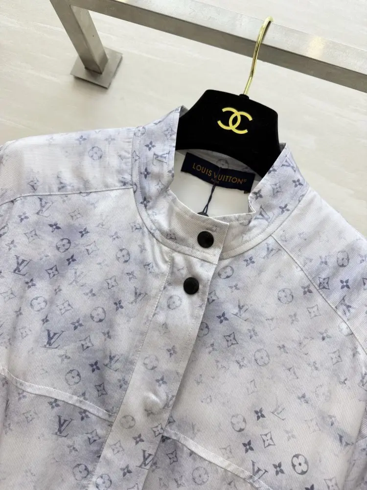 Louis Vuitton Шовкова сорочка жіноча — Фото 3