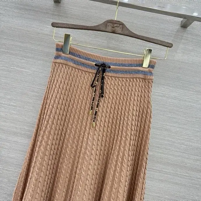 Louis Vuitton Skirt cashmere — Photo 2