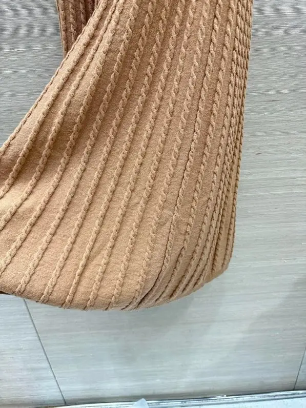 Louis Vuitton Skirt cashmere — Photo 3