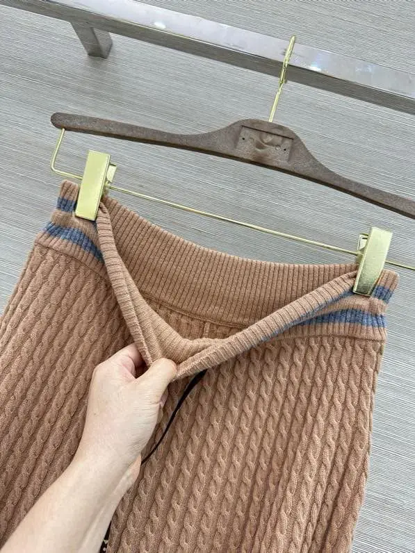 Louis Vuitton Skirt cashmere — Photo 5
