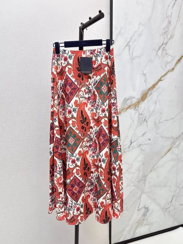 Louis Vuitton — Skirt midi of hearty atlas