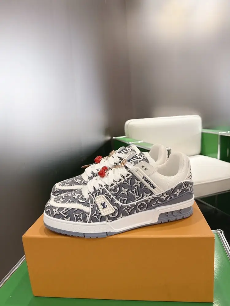 Louis Vuitton — Кроссовки LV Trainer