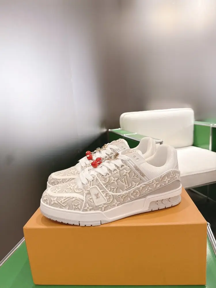 Louis Vuitton — Кроссовки LV Trainer