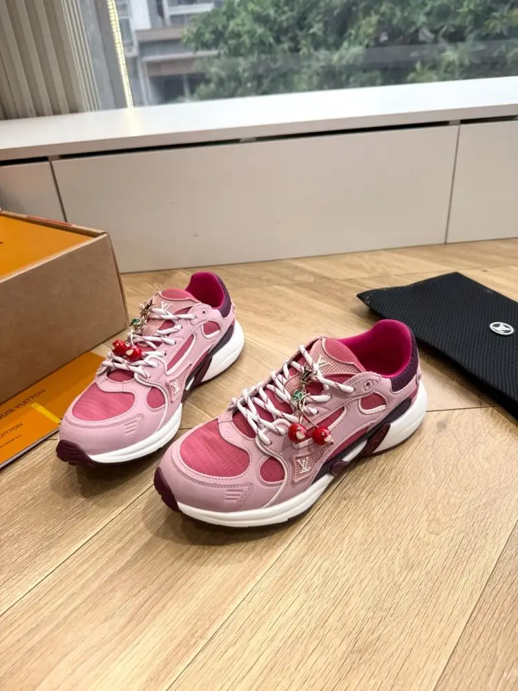 Louis Vuitton — Кросівки LV Trainer