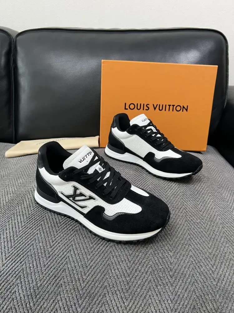 Louis Vuitton — Sneakers men's