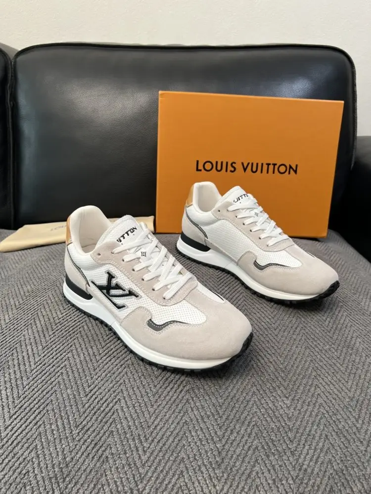 Louis Vuitton — Sneakers men's