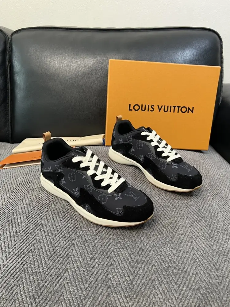 Louis Vuitton — Кросівки чоловічі