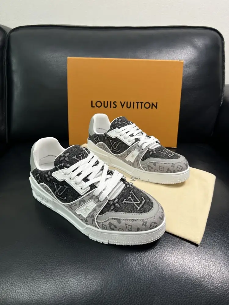 Louis Vuitton — Кроссовки мужские