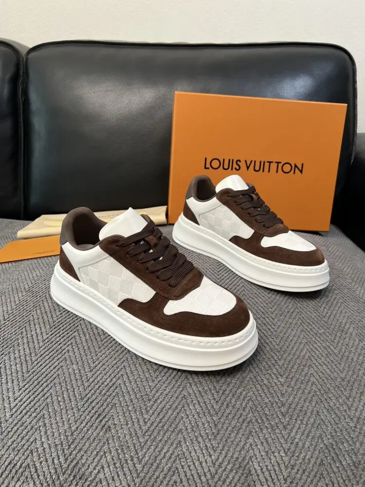 Louis Vuitton — Кросівки чоловічі