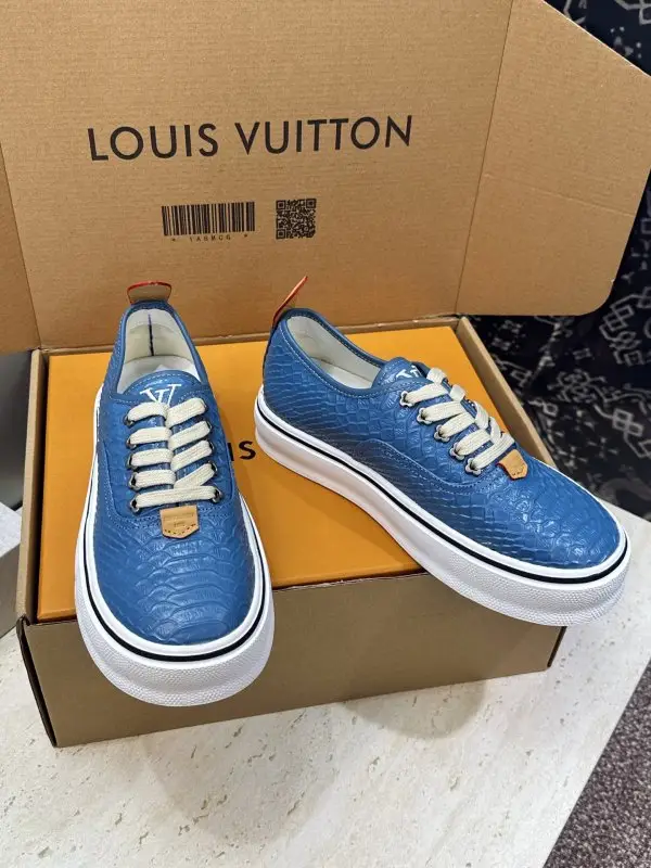 Sneakers men's