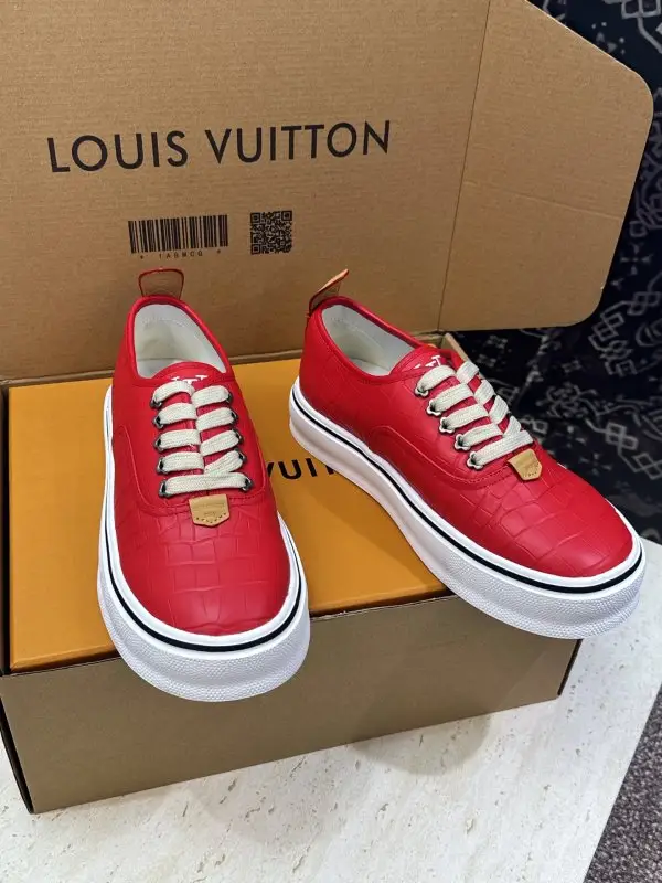 Louis Vuitton — Sneakers men's