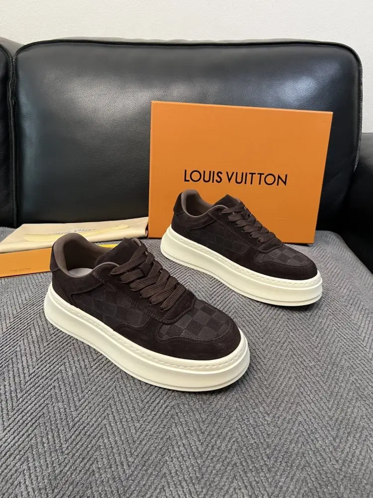 Louis Vuitton — Кросівки чоловічі