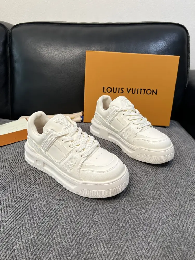 Louis Vuitton — Кросівки чоловічі