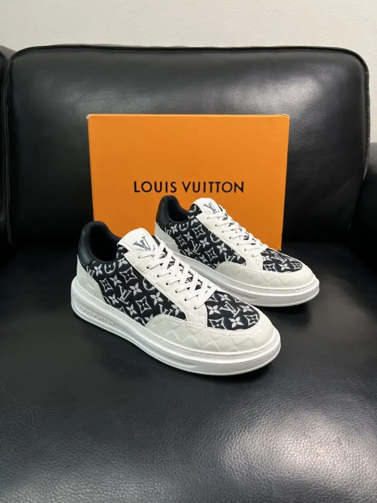 Louis Vuitton — Кросівки чоловічі