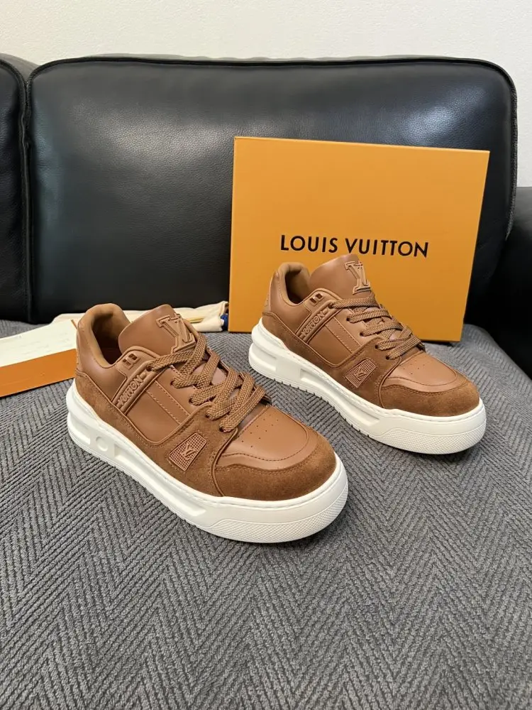 Louis Vuitton — Кросівки чоловічі
