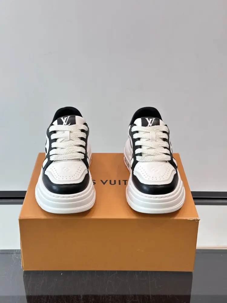 Louis Vuitton Кросівки чоловічі — Фото 2