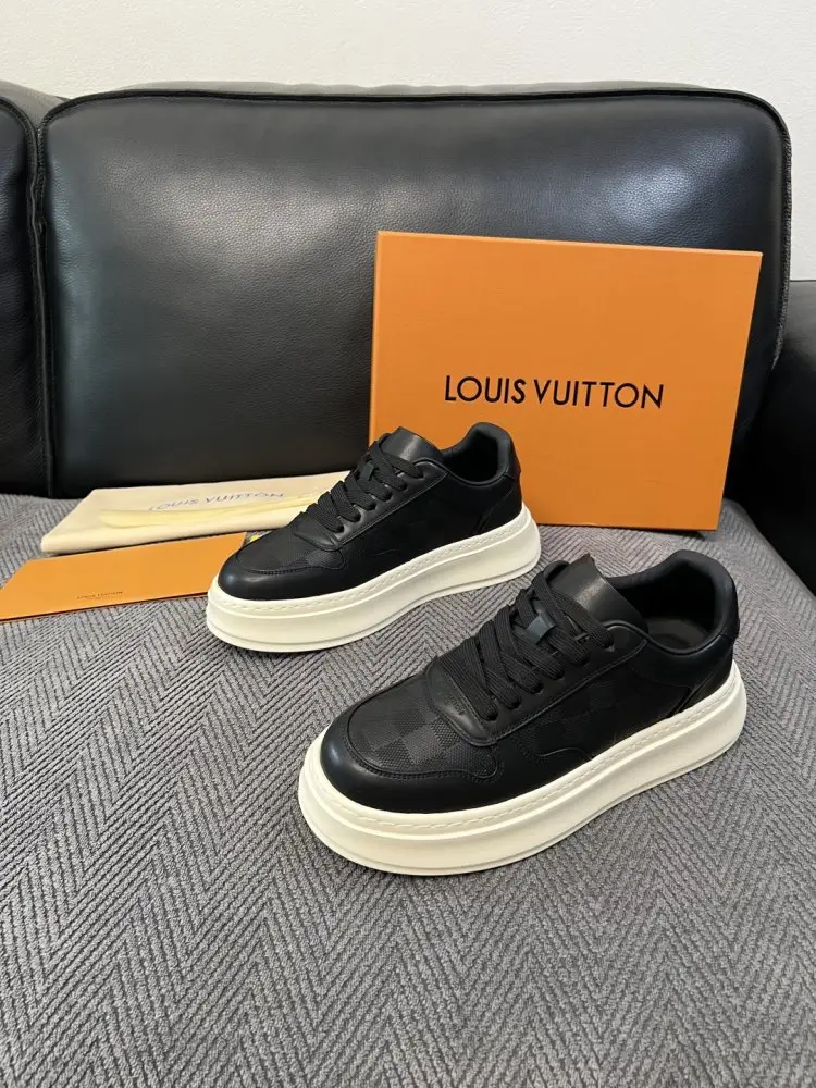 Louis Vuitton Кросівки чоловічі — Фото 2