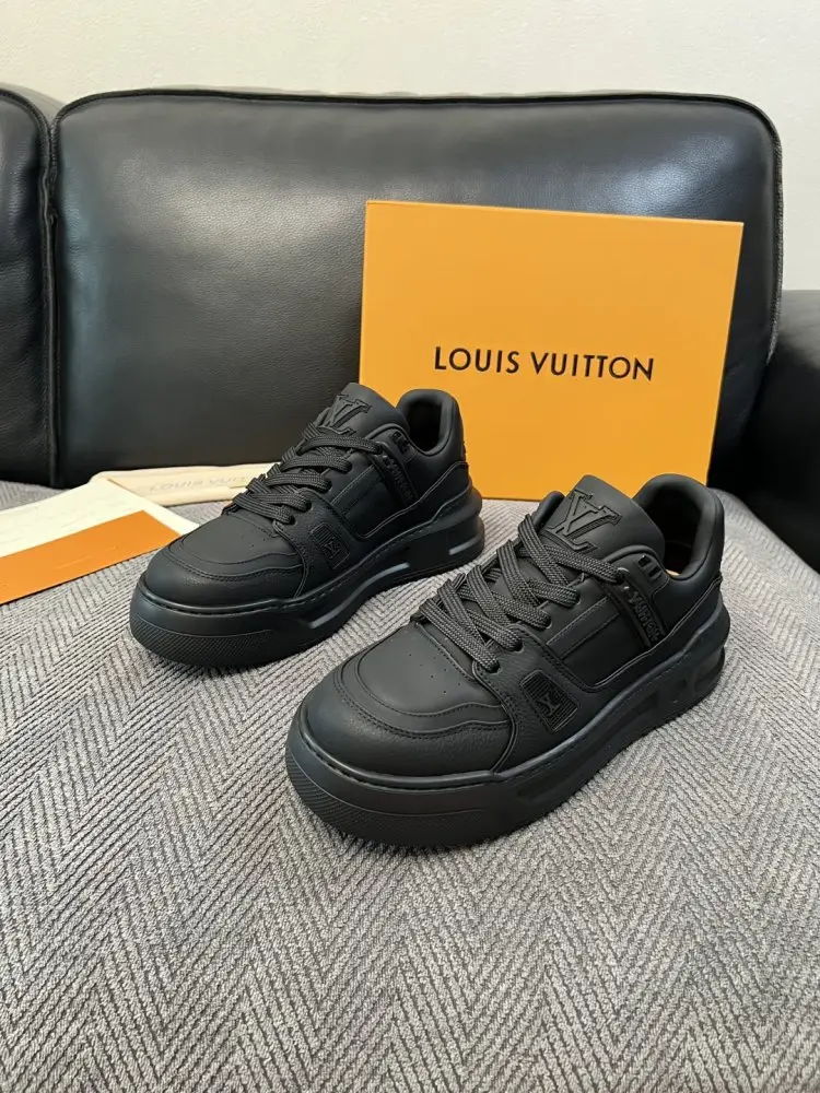 Louis Vuitton Кросівки чоловічі — Фото 2