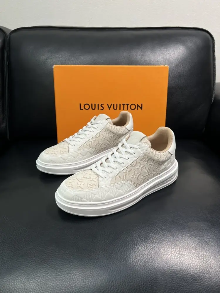Louis Vuitton Кросівки чоловічі — Фото 2