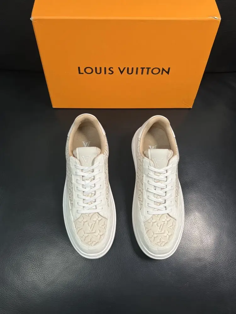 Louis Vuitton Кросівки чоловічі — Фото 3