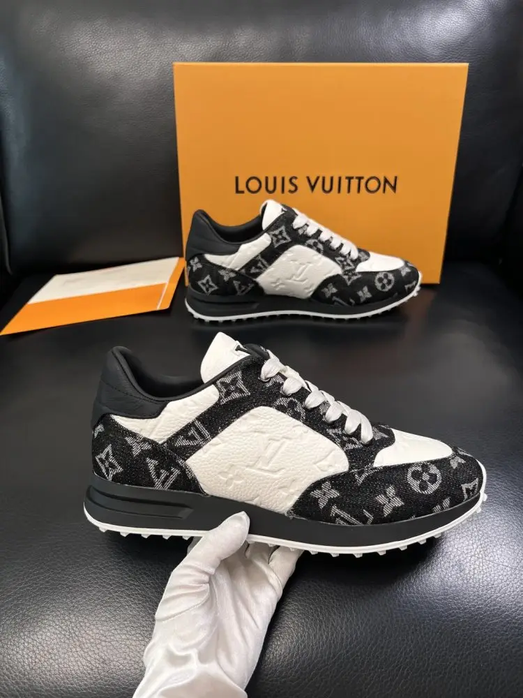 Louis Vuitton Кросівки чоловічі — Фото 4