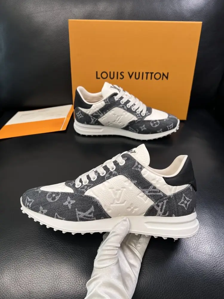 Louis Vuitton Кросівки чоловічі — Фото 5
