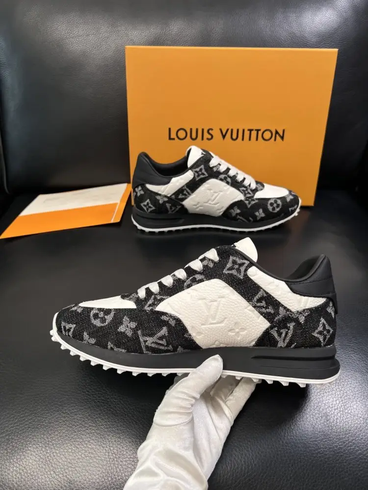 Louis Vuitton Кросівки чоловічі — Фото 5