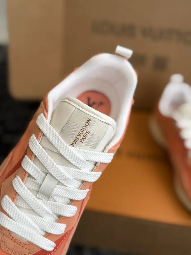 Louis Vuitton Sneakers men's — Photo 5