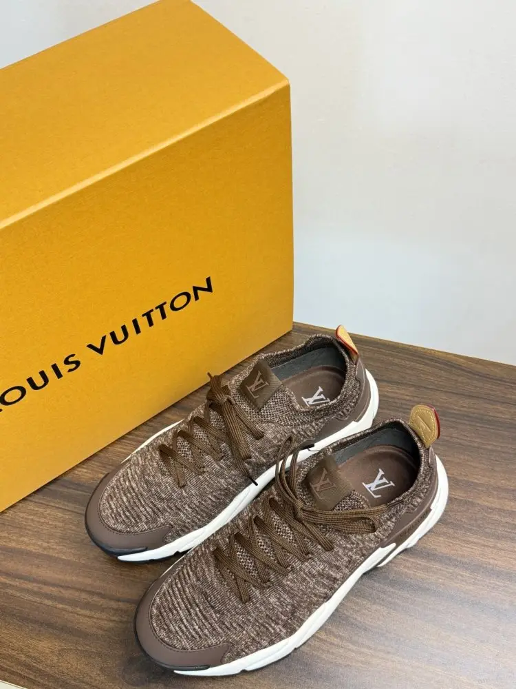 Louis Vuitton Кросівки чоловічі — Фото 5