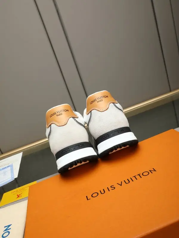 Louis Vuitton Кросівки чоловічі — Фото 5
