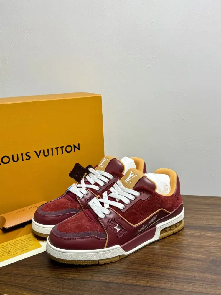 Louis Vuitton Кросівки Trainer чоловічі — Фото 3