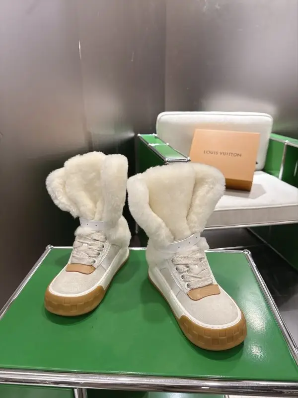Louis Vuitton Sneakers women's winter on fur — Photo 2