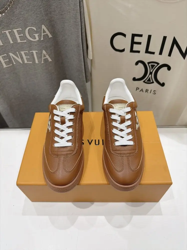 Louis Vuitton Кроссовки женские — Фото 2