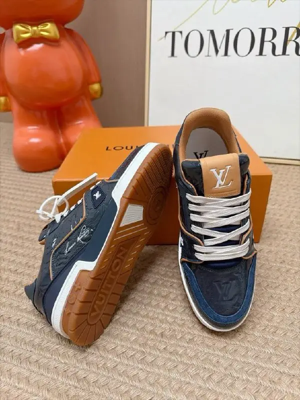Louis Vuitton Sneakers women's — Photo 3