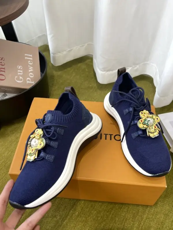 Louis Vuitton Sneakers women's — Photo 3