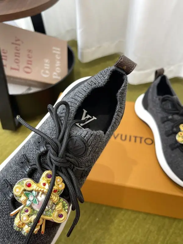Louis Vuitton Sneakers women's — Photo 4