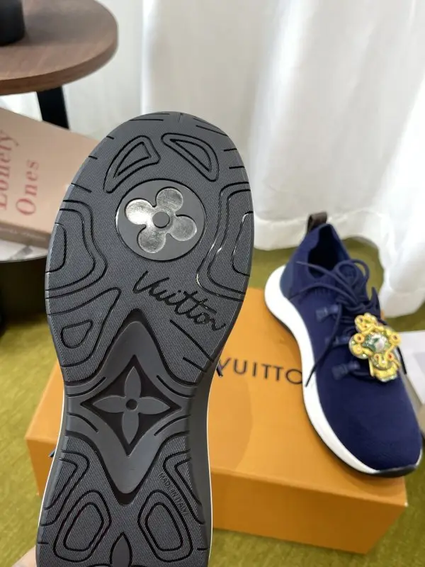 Louis Vuitton Sneakers women's — Photo 5