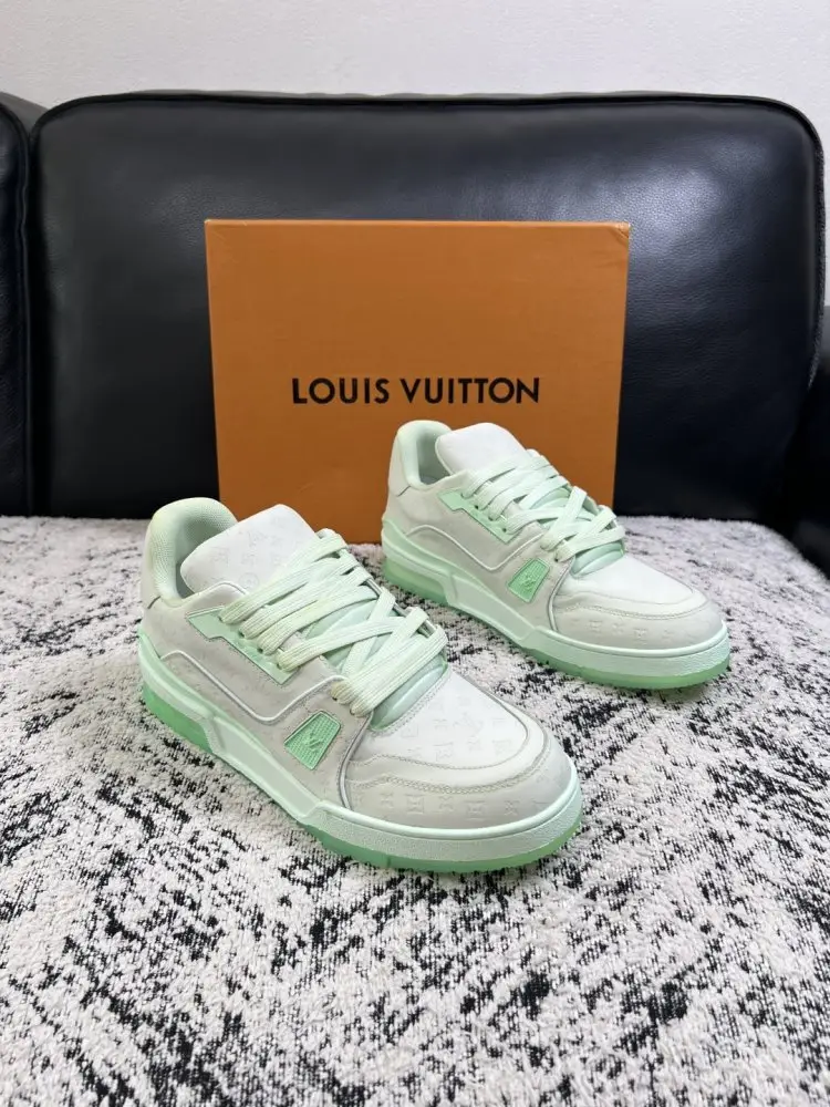 Louis Vuitton — Кросівки
