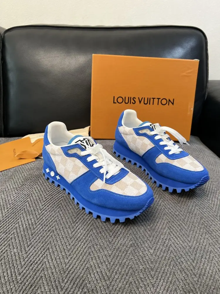 Louis Vuitton Кроссовки — Фото 1