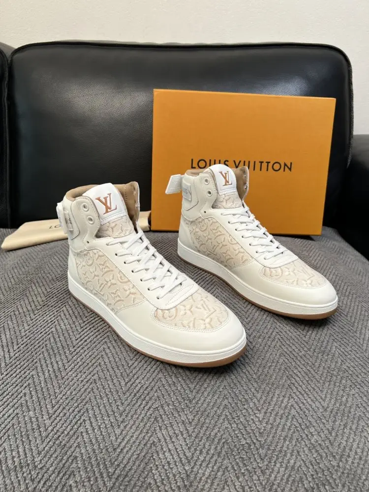 Louis Vuitton — Кросівки