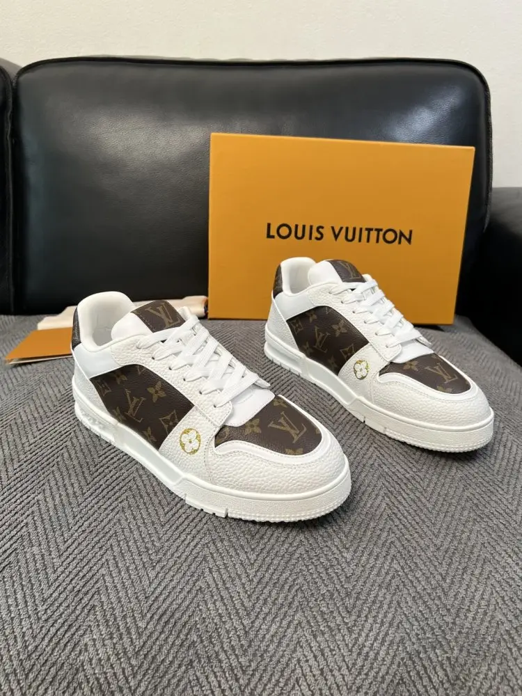 Louis Vuitton — Кросівки