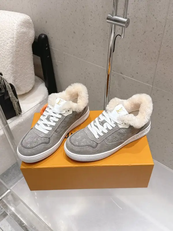 Louis Vuitton — Кросівки
