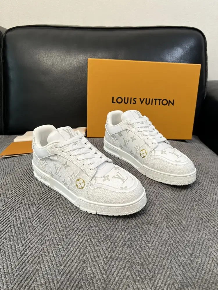 Louis Vuitton — Кросівки