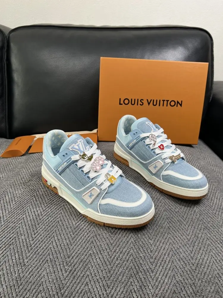 Louis Vuitton Кроссовки — Фото 1