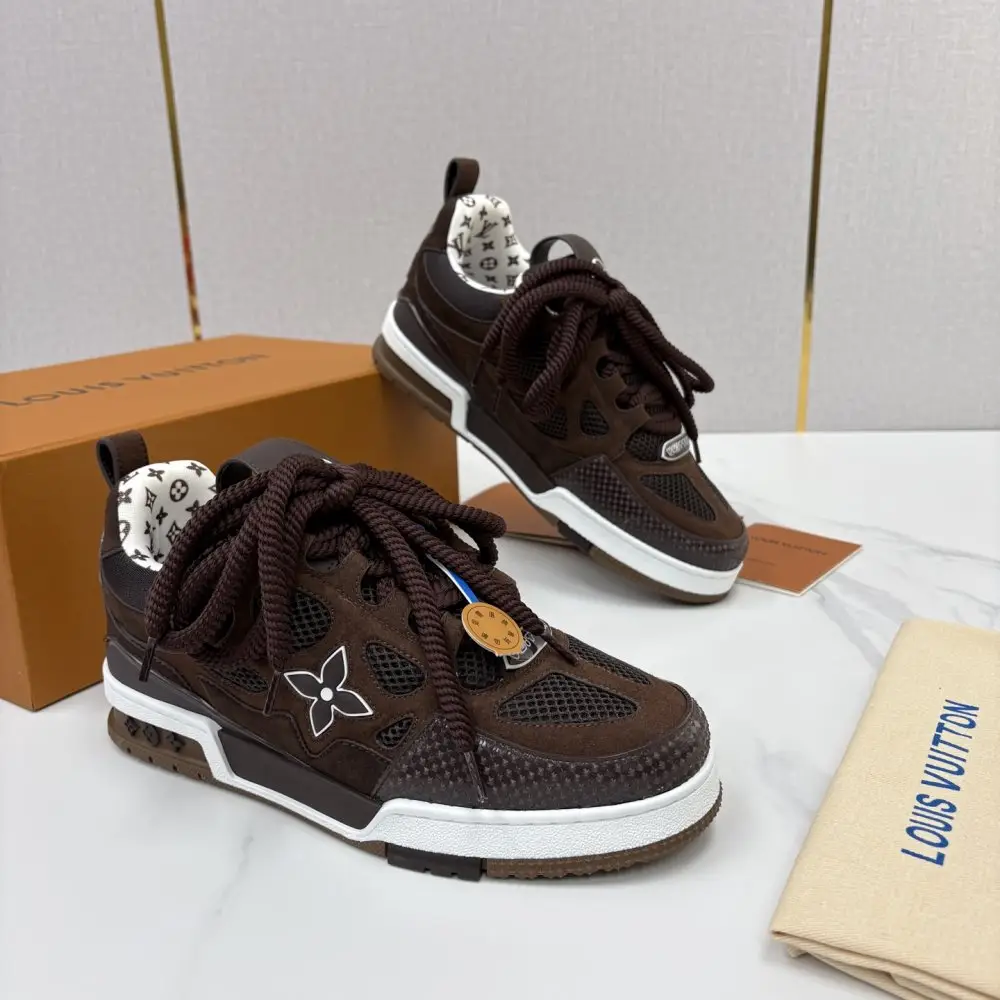 Louis Vuitton Кросівки — Фото 1