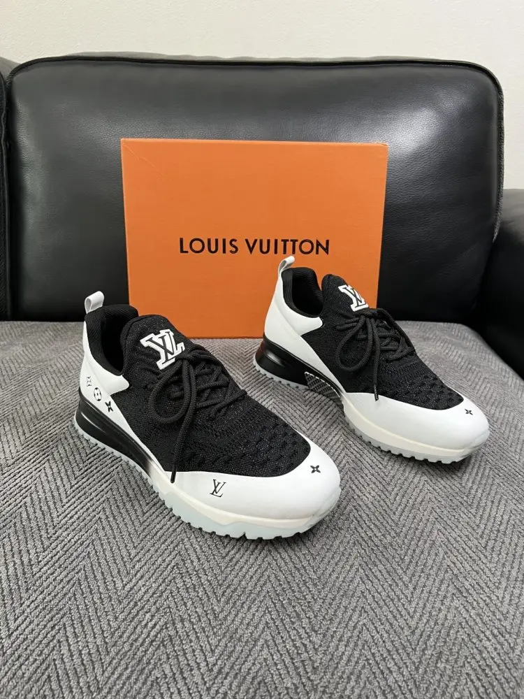 Louis Vuitton Кросівки — Фото 1