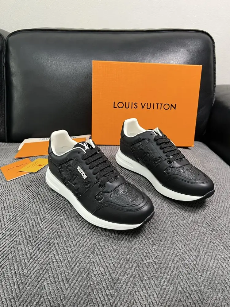 Louis Vuitton — Кросівки